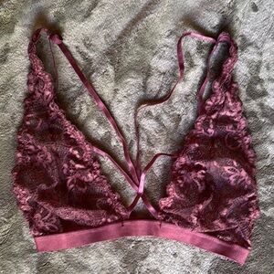 Luxurious Lace Bra with Sheer Floral Design